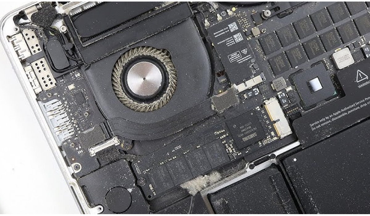 Διατηρήστε το MacBook σας καθαρό και αποτελεσματικό με την εξειδικευμένη υπηρεσία καθαρισμού του GreatChoice